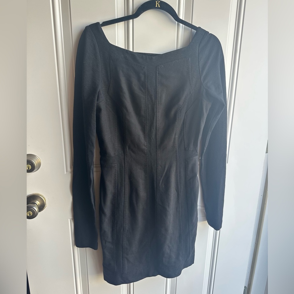 Diane Von Furstenberg Long Sleeve Body Con Dress size 6